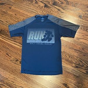Disney Parks Run men’s tee size XS (runs big) navy and gray
